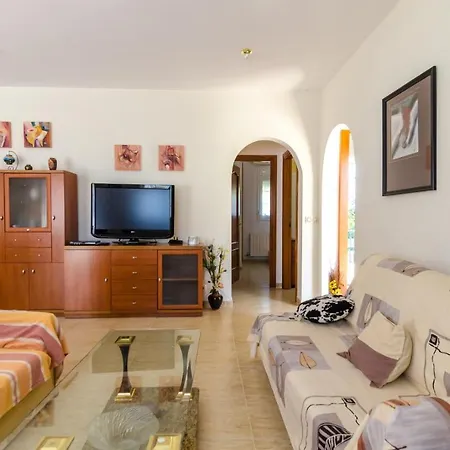 Club Villamar - Lupita Vila